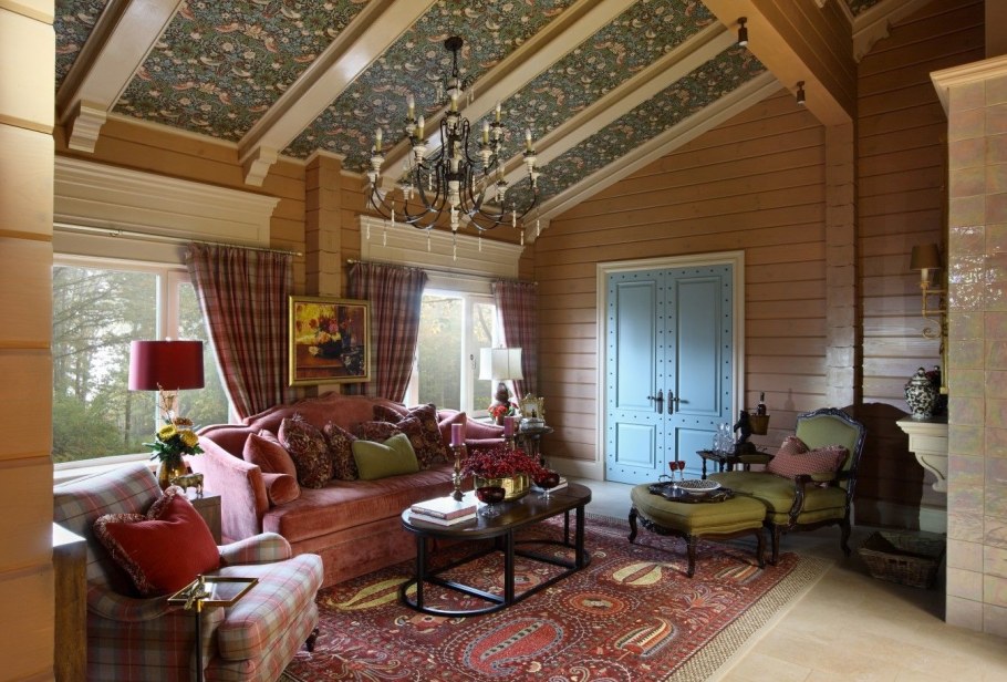 Терем с усадьбой в русском стиле