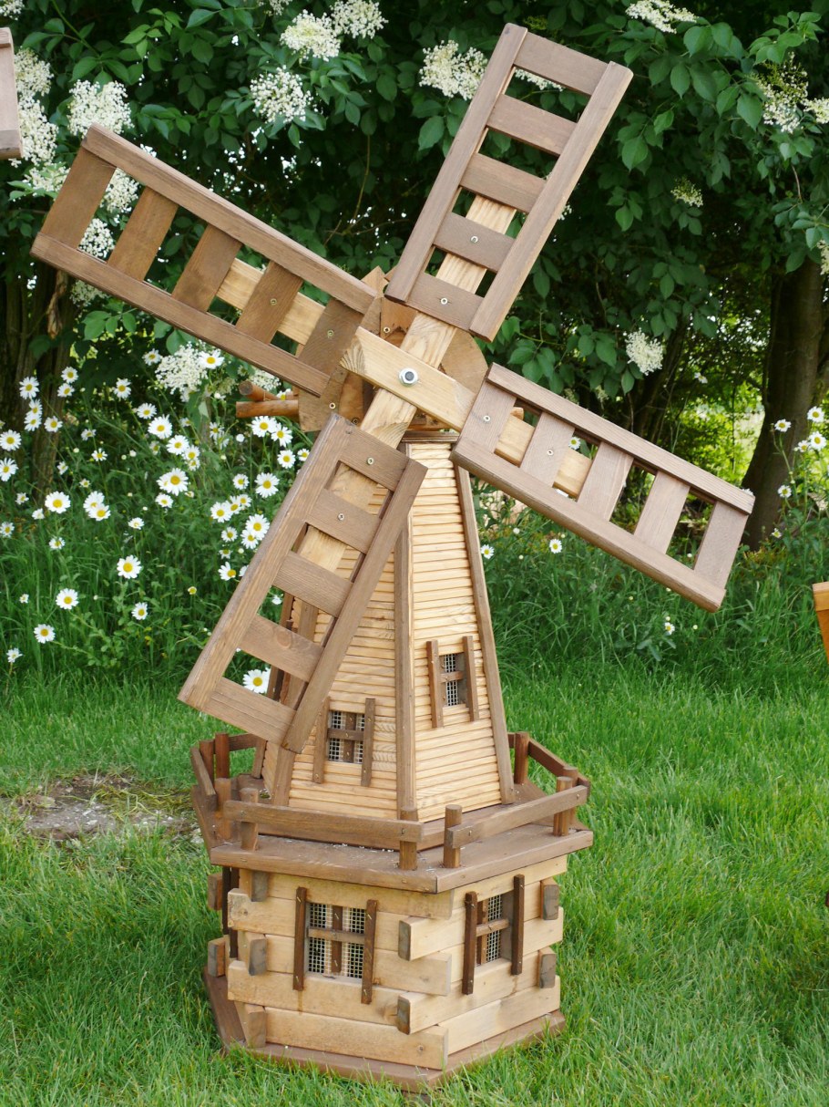 Красивые домики для колодцев