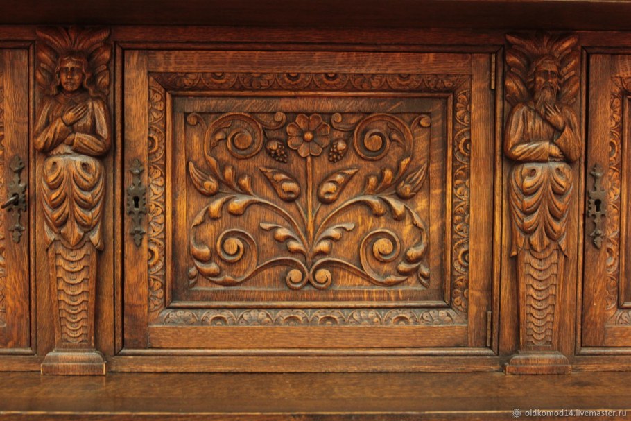 Антикварный поставец