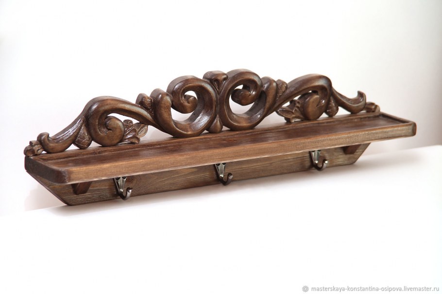 Полка резная