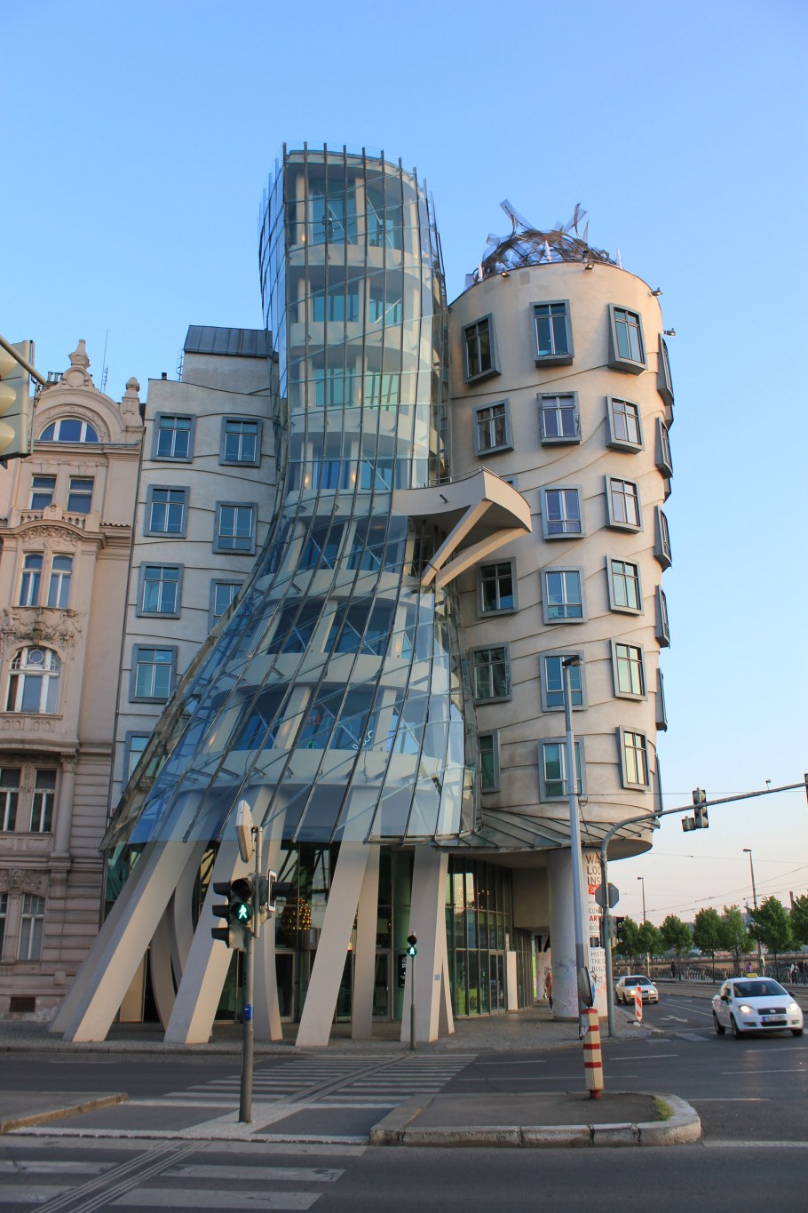 Офисный центр PPG place, Питтсбург Пенсильвания США 1984 арх.Филип Джонсон