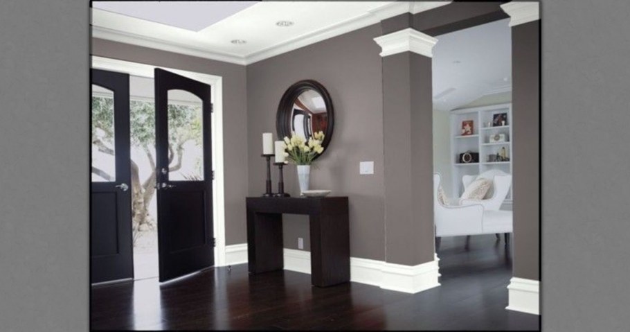 Черный интерьер арки