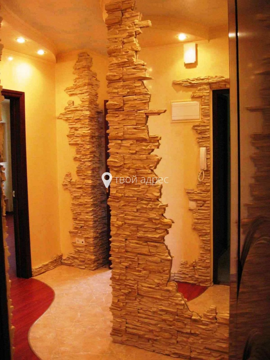 Камень в интерьере ванной