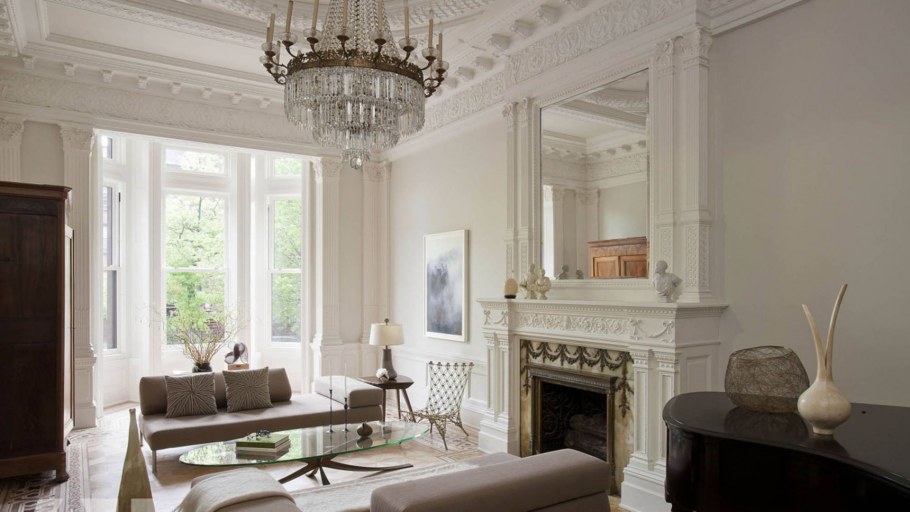 Эклектика с лепниной