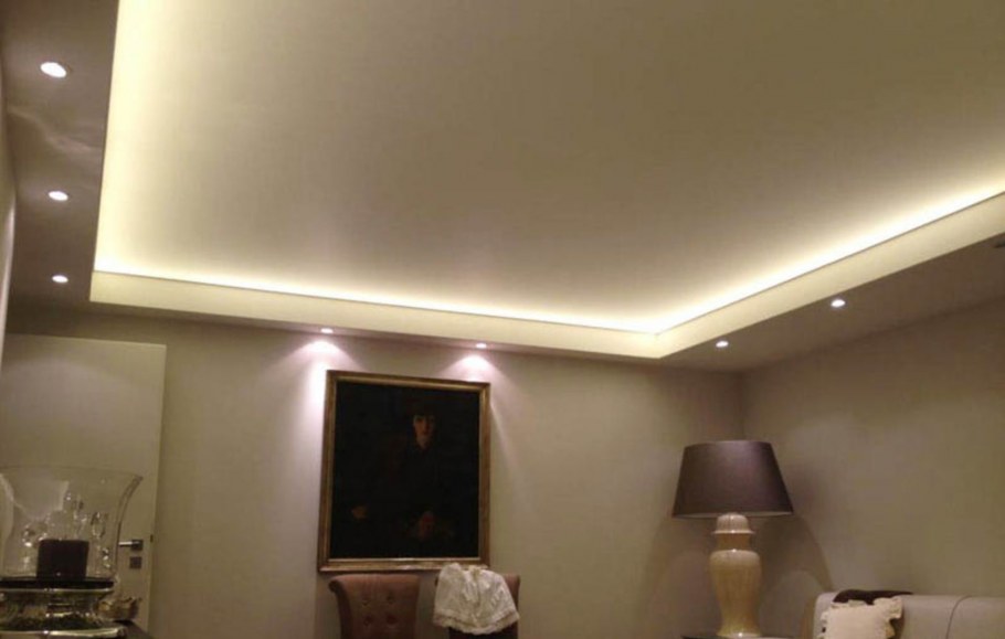 Потолки натяжные в зал со светодиодной подсветкой