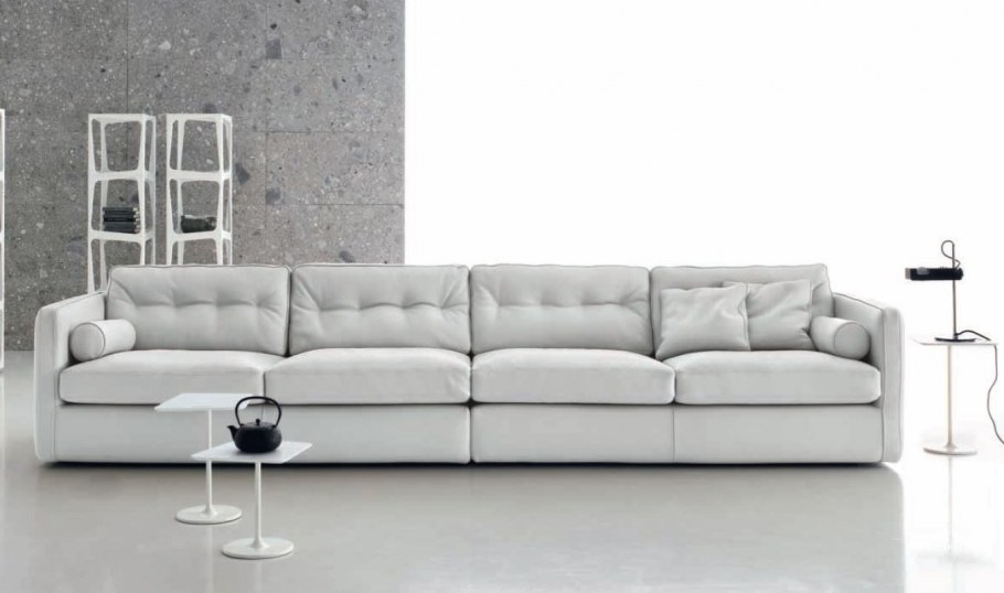 Длинные диваны для гостиной