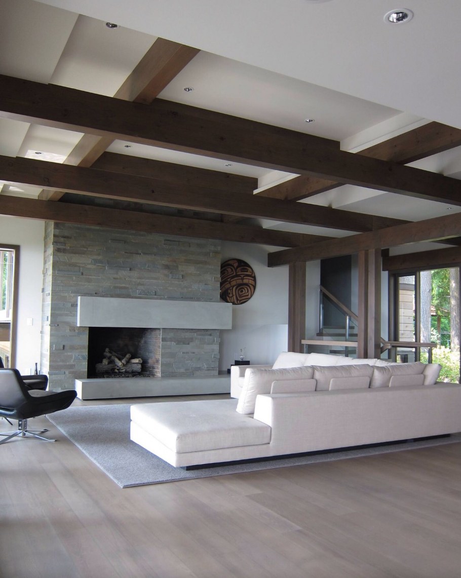 Деревянная гостиная в современном стиле