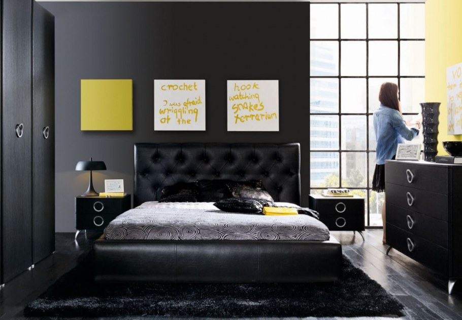 Спальня с черной мебелью
