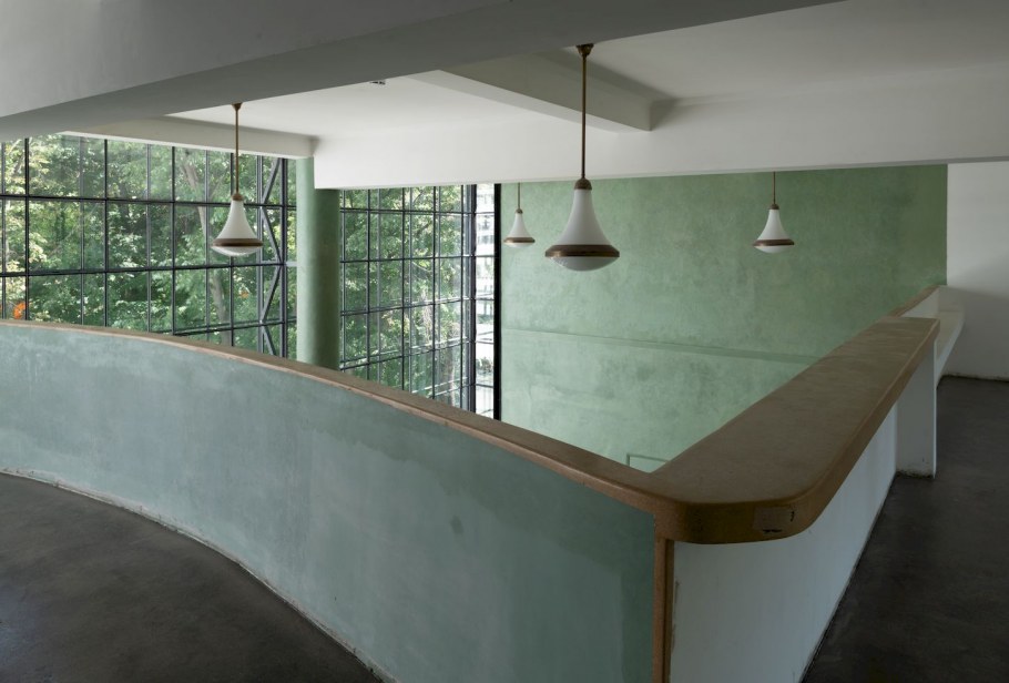 Книга «дом Наркомфина. Реставрация 2016-2020