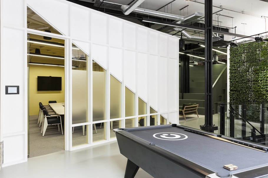 Интерьер офиса в стиле Техно