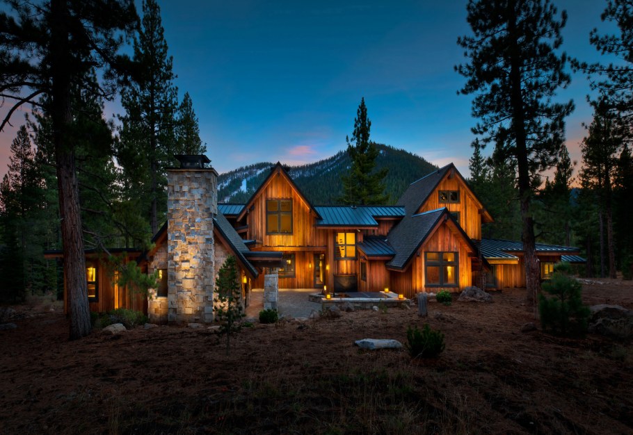 Дом в стиле хайтек Графский лес