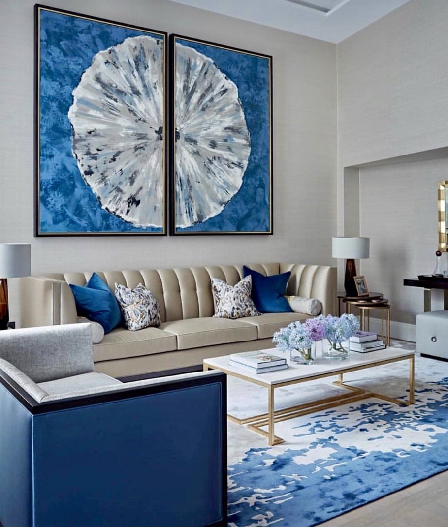 Гостиная в голубых тонах