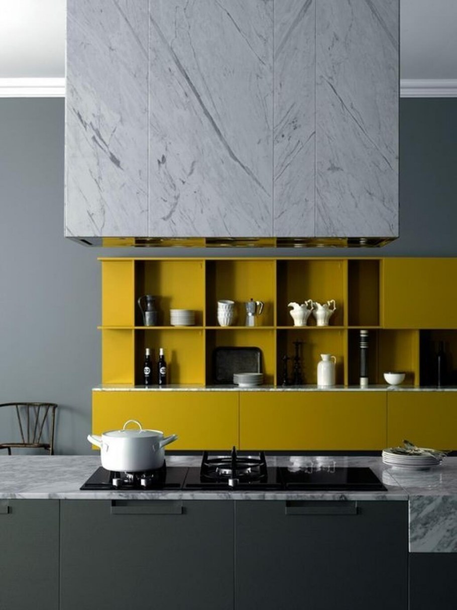 Кухонный гарнитур горчичного цвета