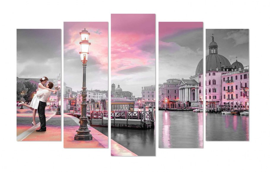 Картины над диваном