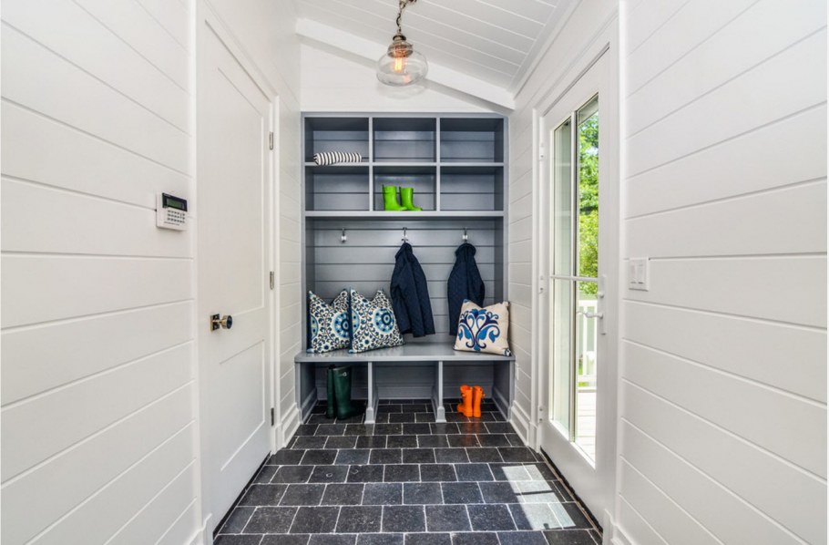 Прихожая в тамбуре