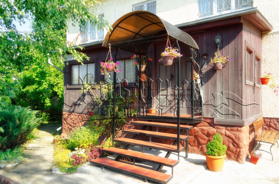 Навес над крыльцо Ракушка