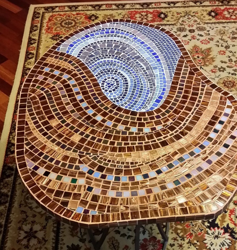 Мозаичный столик