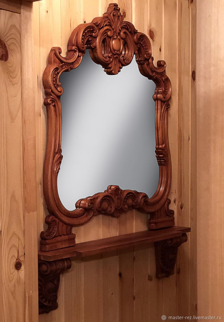 Резное зеркало с полочкой