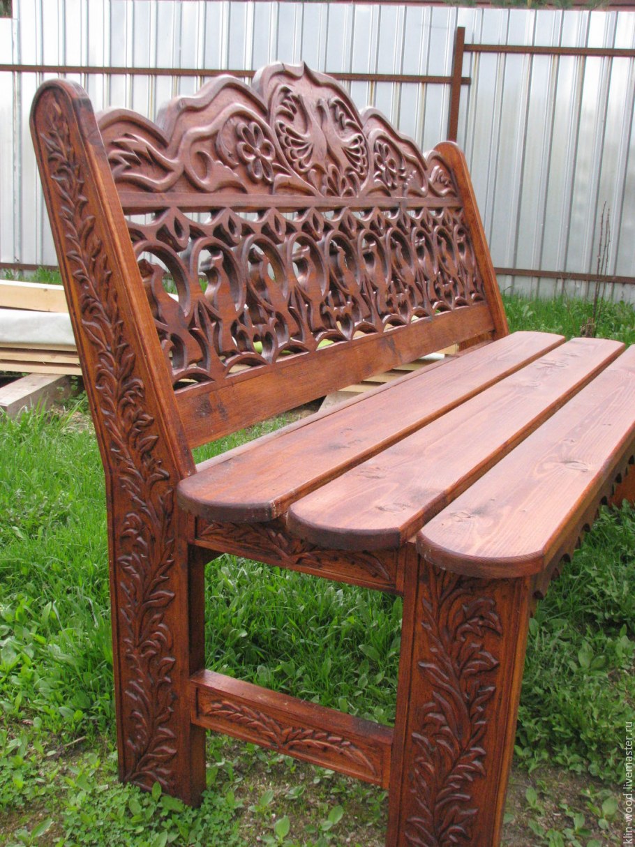 Резные лавочки