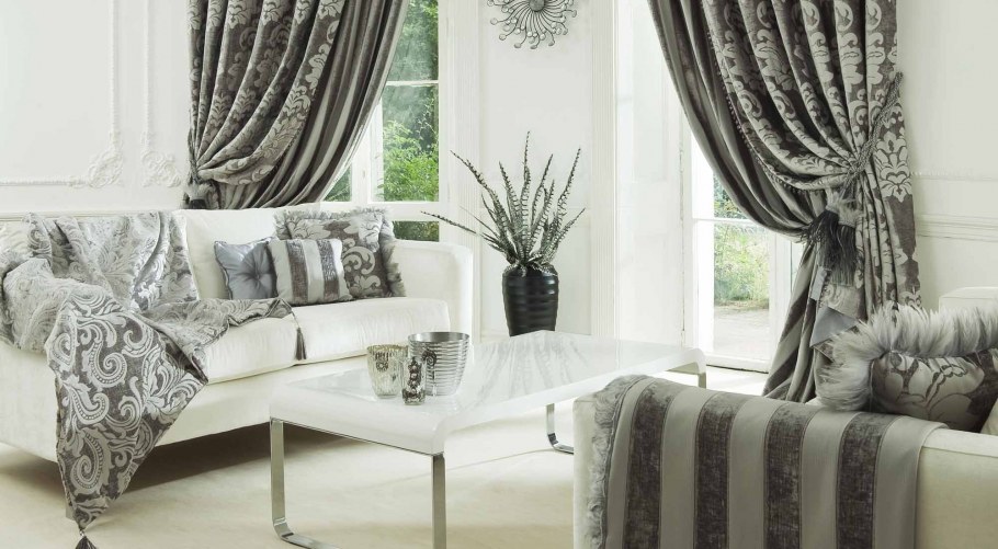 Итальянские шторы в интерьере гостиной