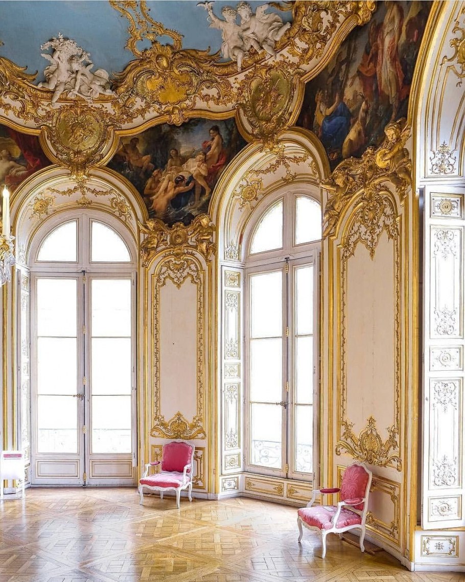 Салон принцессы отеля Субиз в Париже