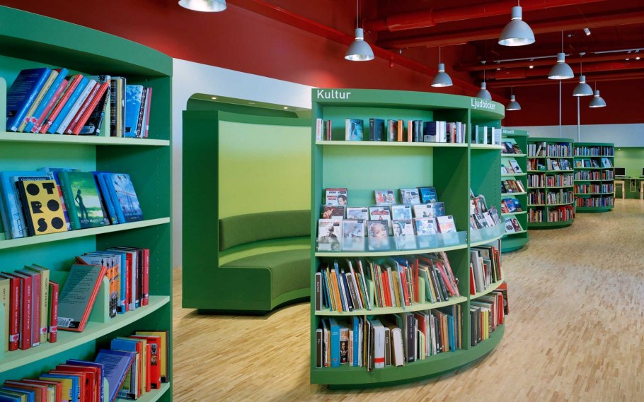 В детской библиотеке