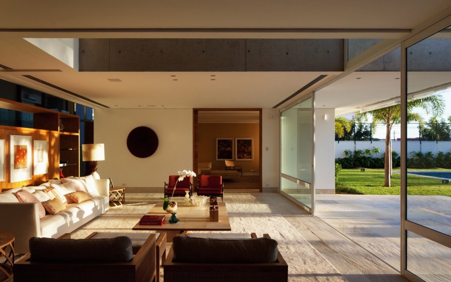 Современный интерьер частного дома