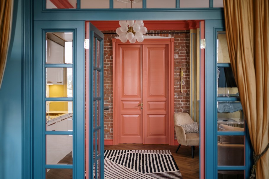 Декоративные занавески в дверной проем