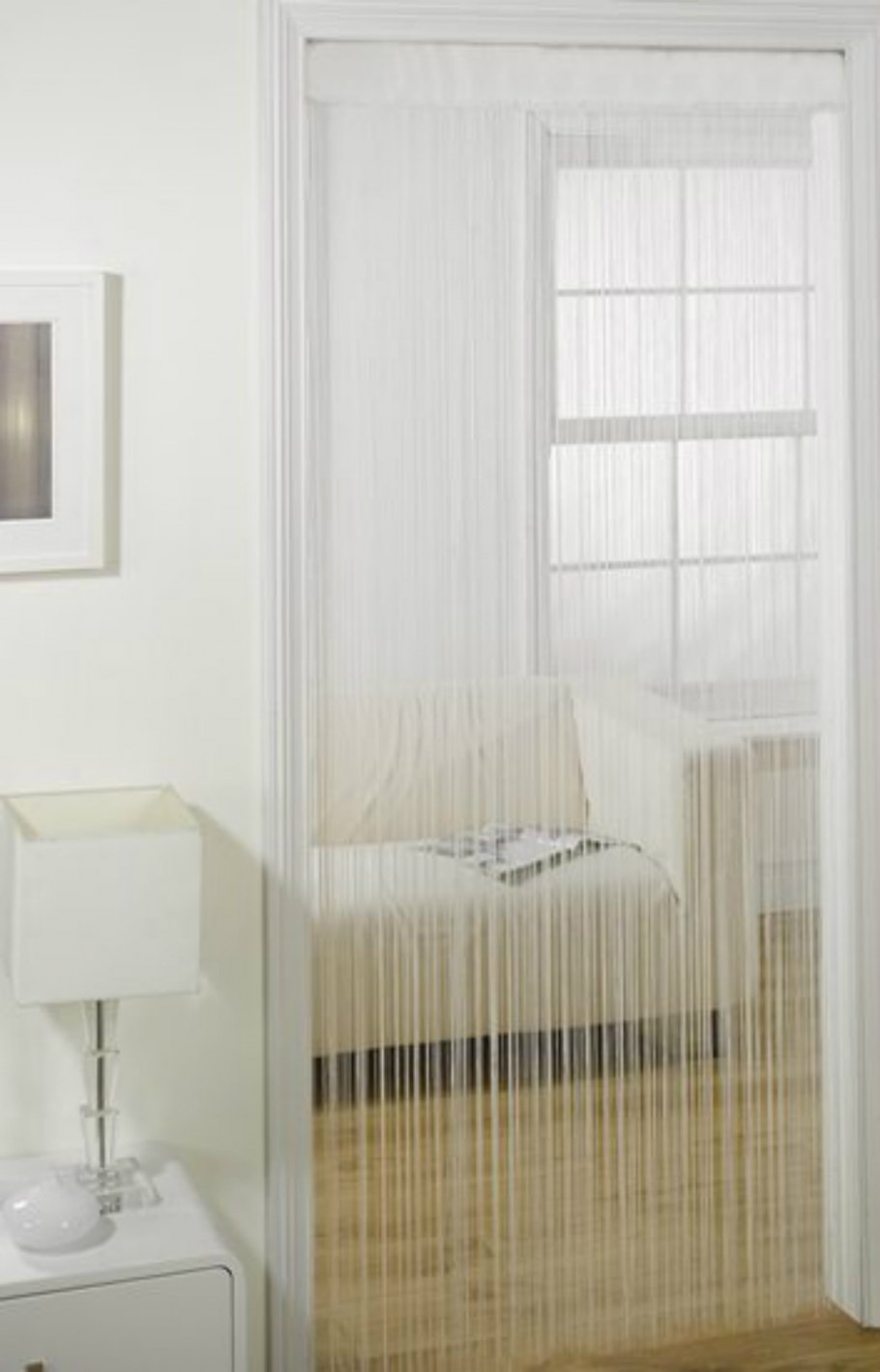 Нитяные шторы на дверной проем