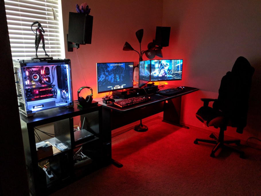 Игровая комната геймера