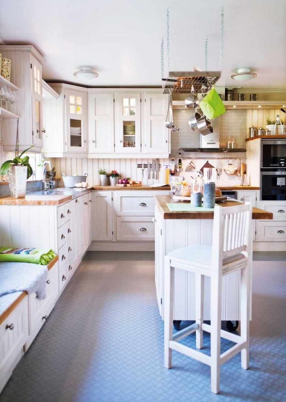 Дом из бревна в скандинавском стиле