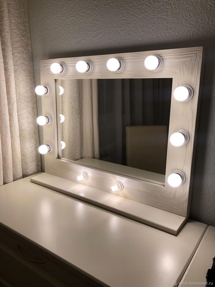 Гримерное зеркало 60х80