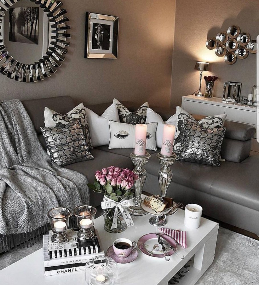 Картины в дорогих интерьерах