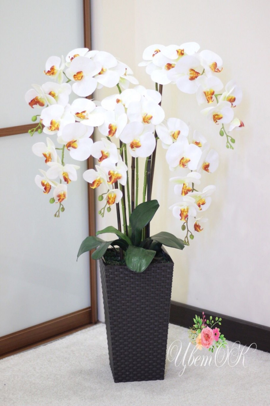 Искусственная Орхидея в горшке