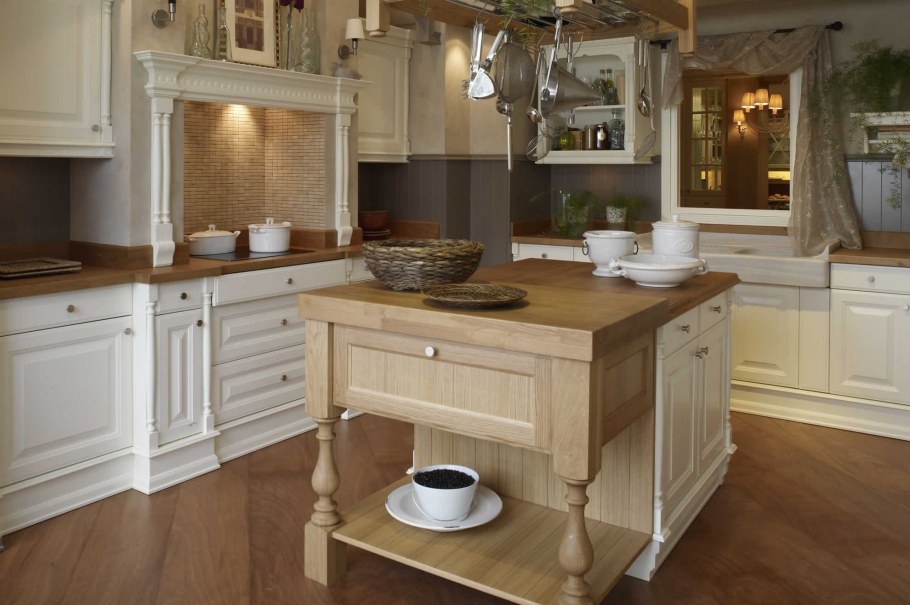 Остров на кухне в стиле Прованс