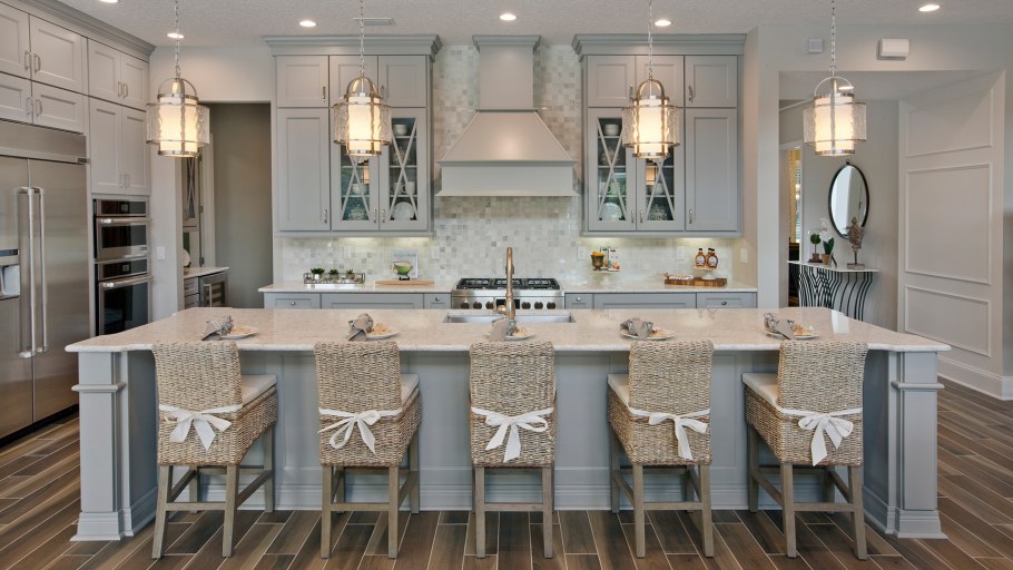 Кухня дерево беж в стиле Прованс