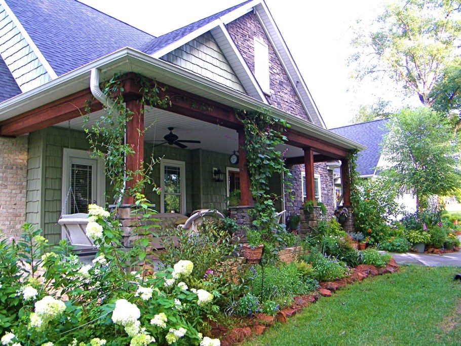 Красивый палисадник