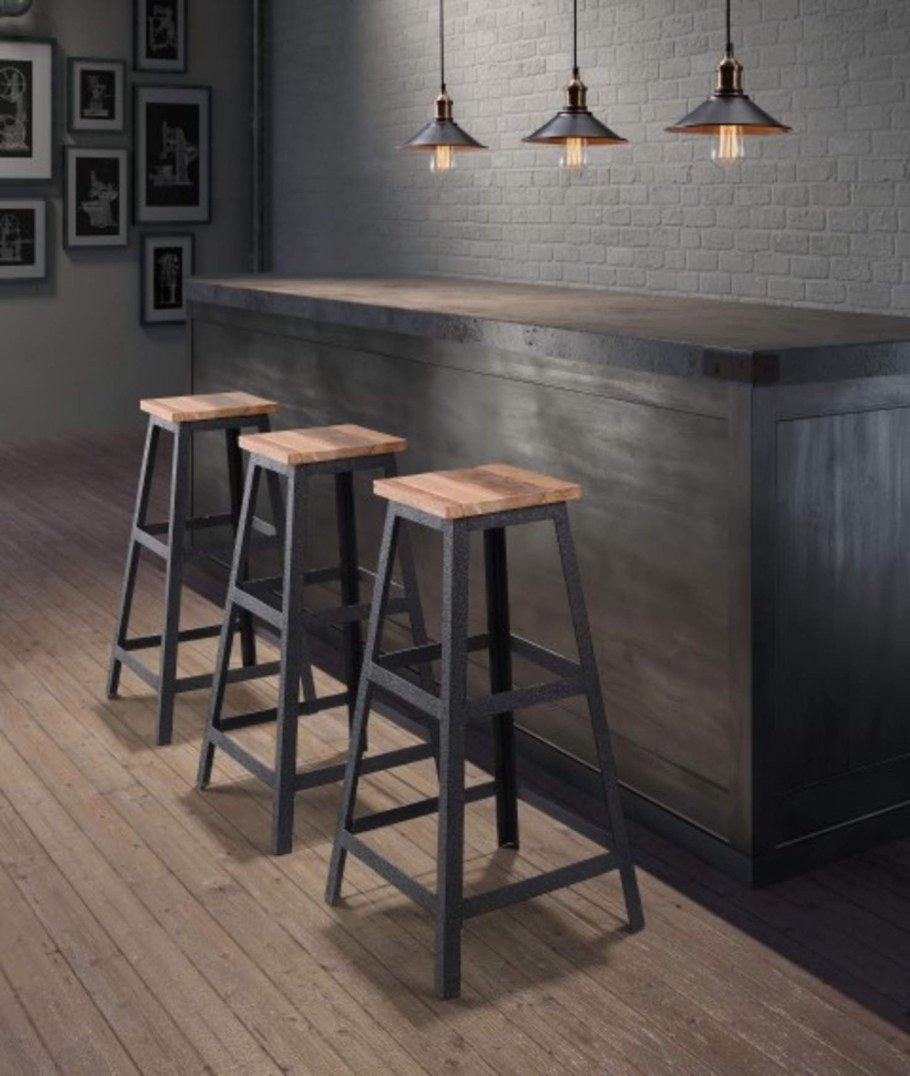 Мебель из металла в стиле лофт и Индастриал