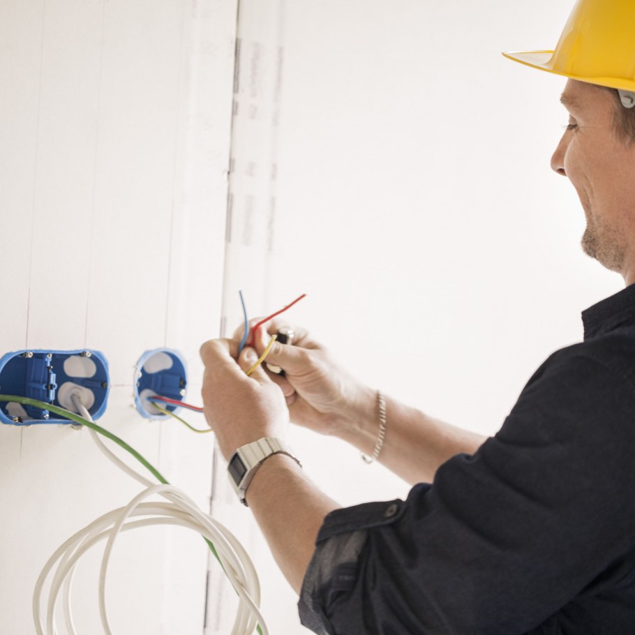 Монтаж электричества