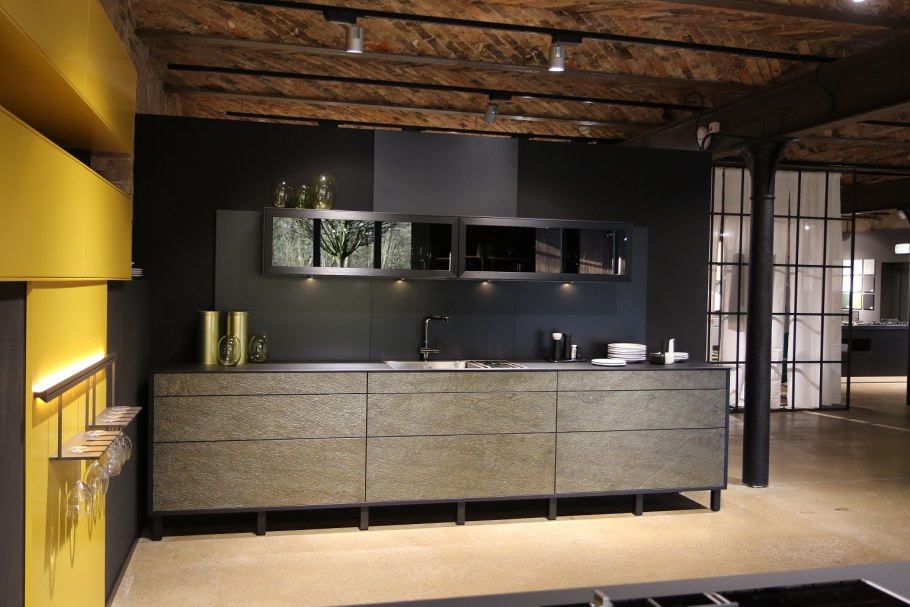 Барная стойка в стиле арт деко