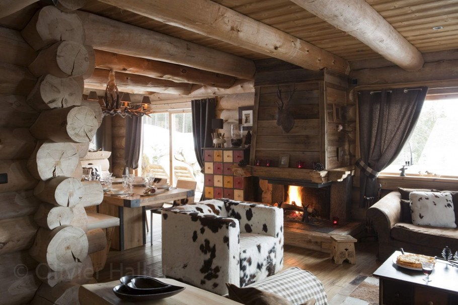 Дом-Шале оцилиндрованного бревна дом Шале