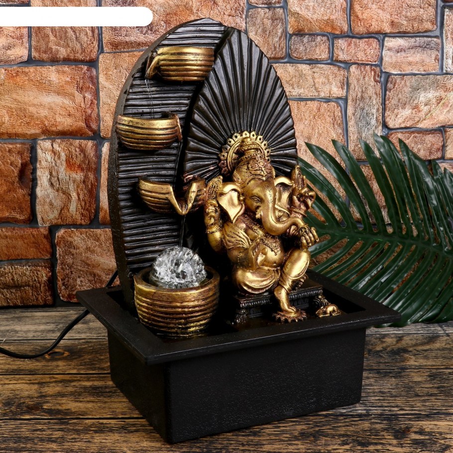 Домашний фонтанчик настольный