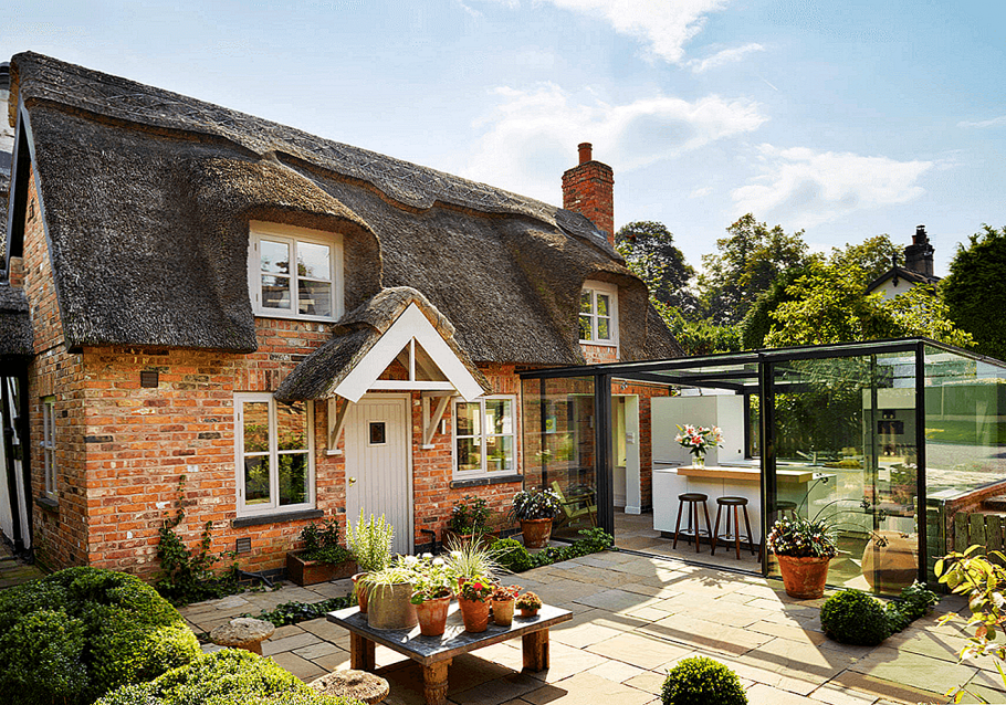 Небольшой уютный домик