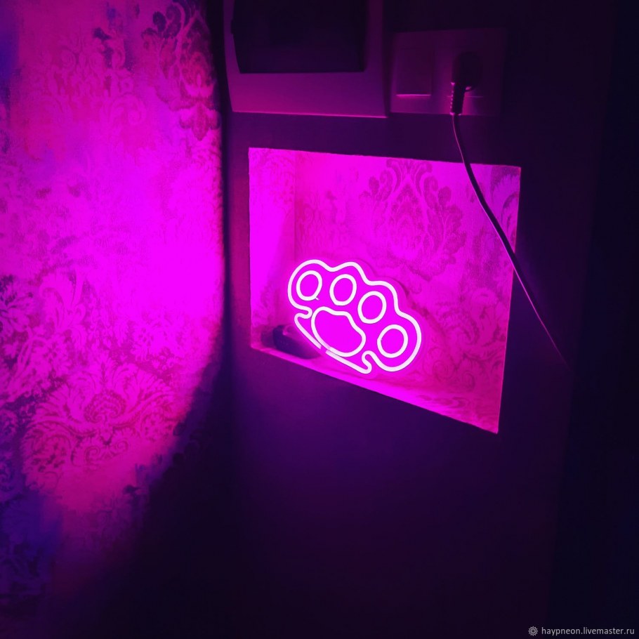 Неоновая подсветка на кухне