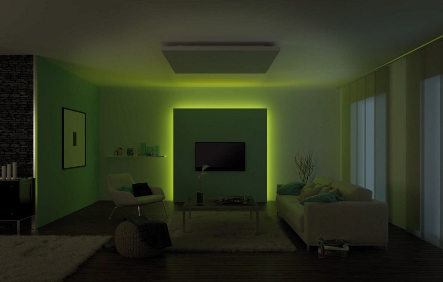 Комната в стиле неон