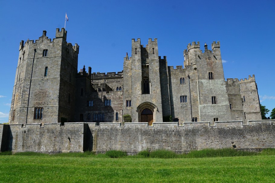 Замок Рэби (Raby Castle)