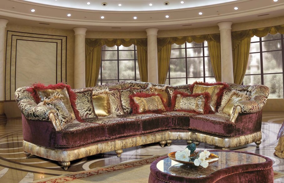 Диван в гостиную в стиле Барокко