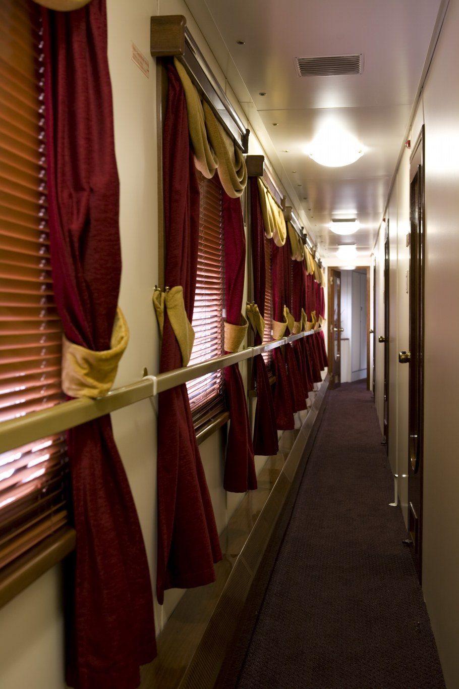 Красная стрела лофт апартаменты