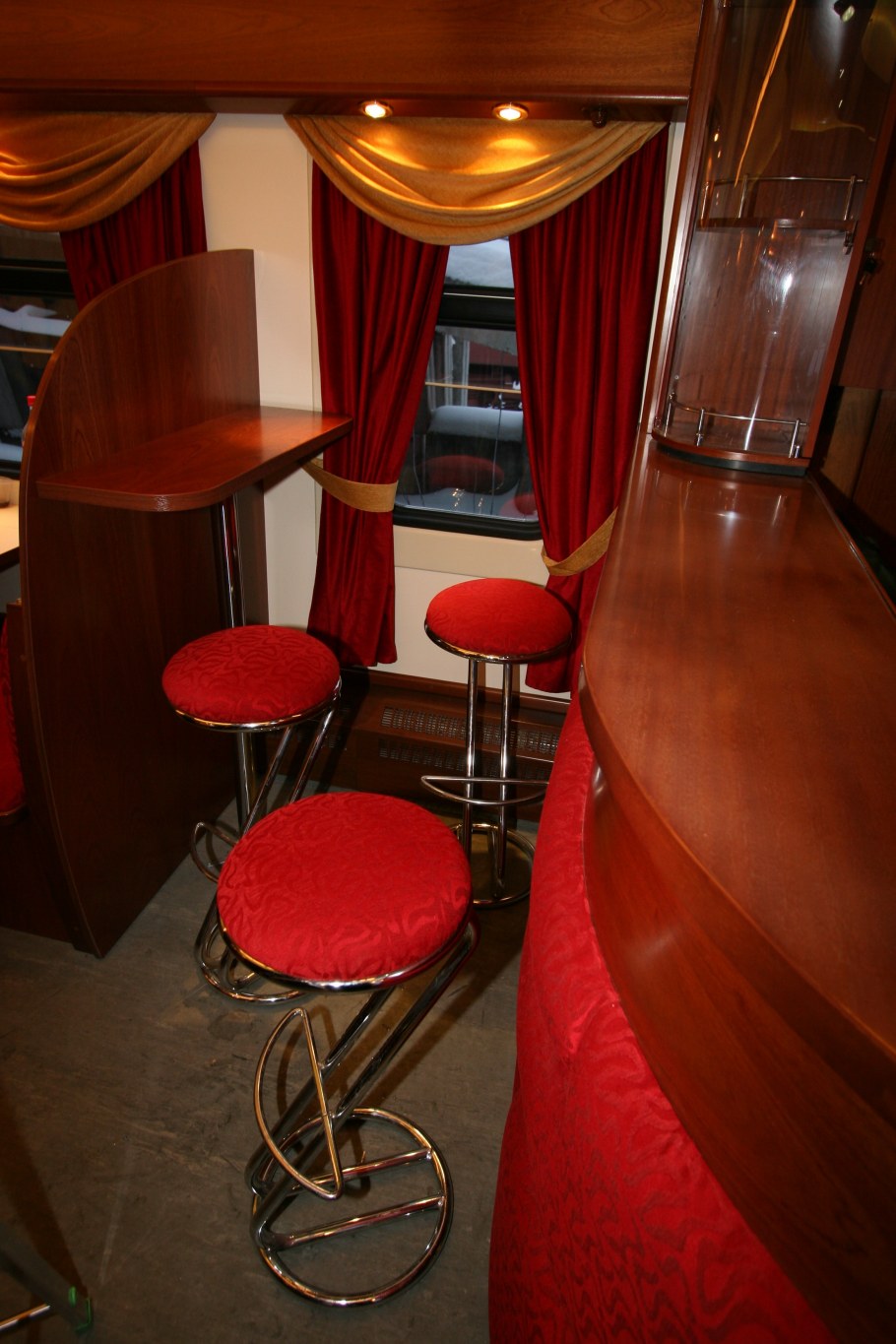 Люкс Гранд Империал поезд