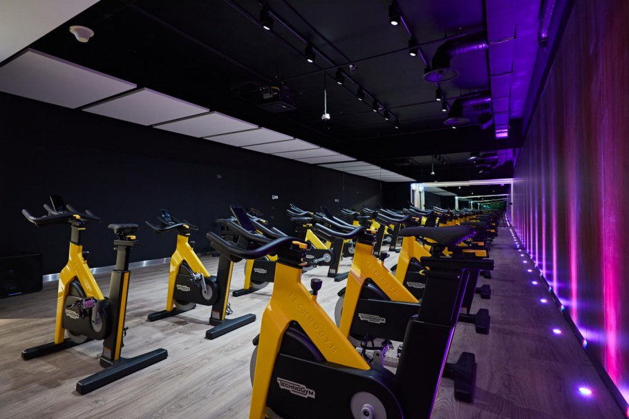 World class ред Сайд